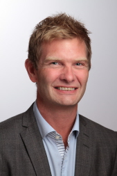 Rektor Erlend Skåltveit Rektor Erlend Skåltveit